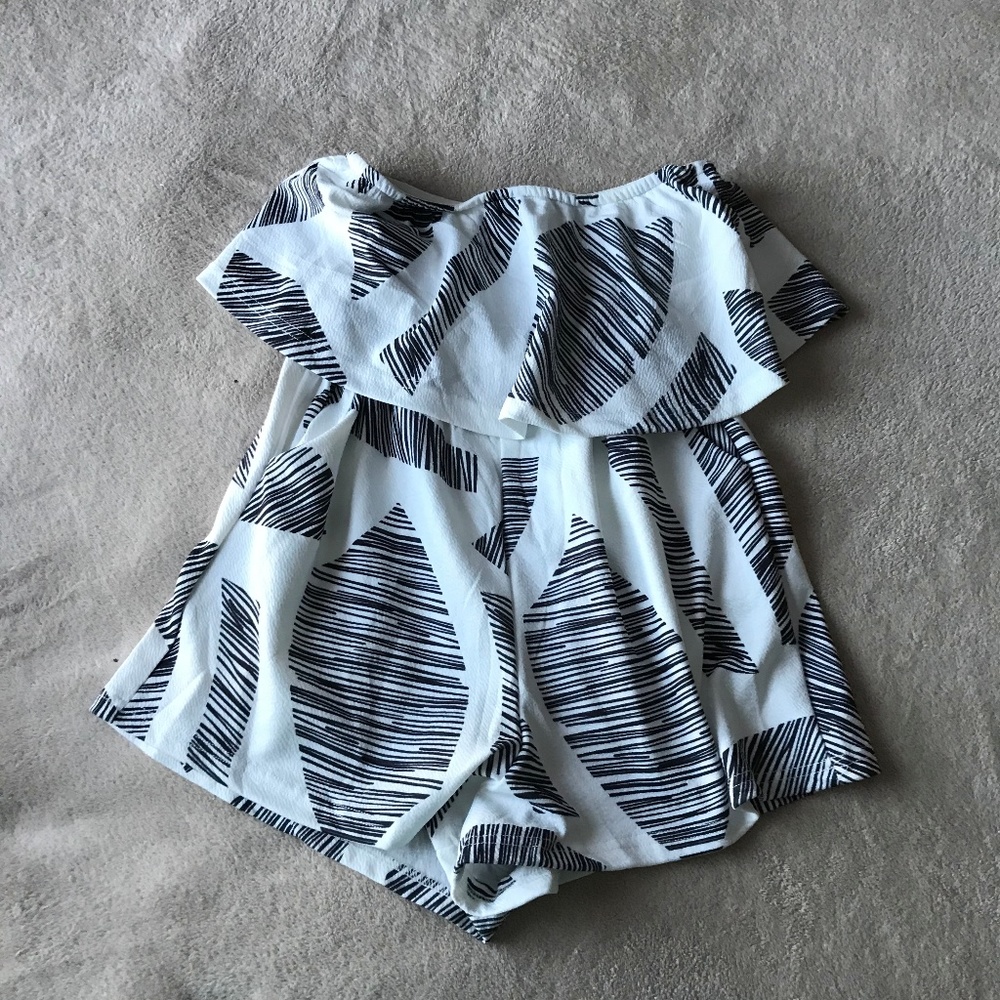 Strapless romper
